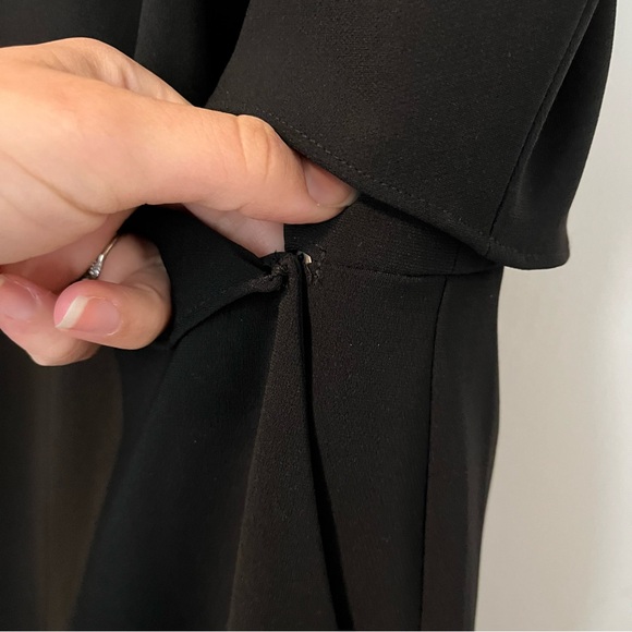 Theory Black Wrap Style Sleeveless Jogger Jumpsuit women’s size 4 cocktail Odila - Picture 7 of 10